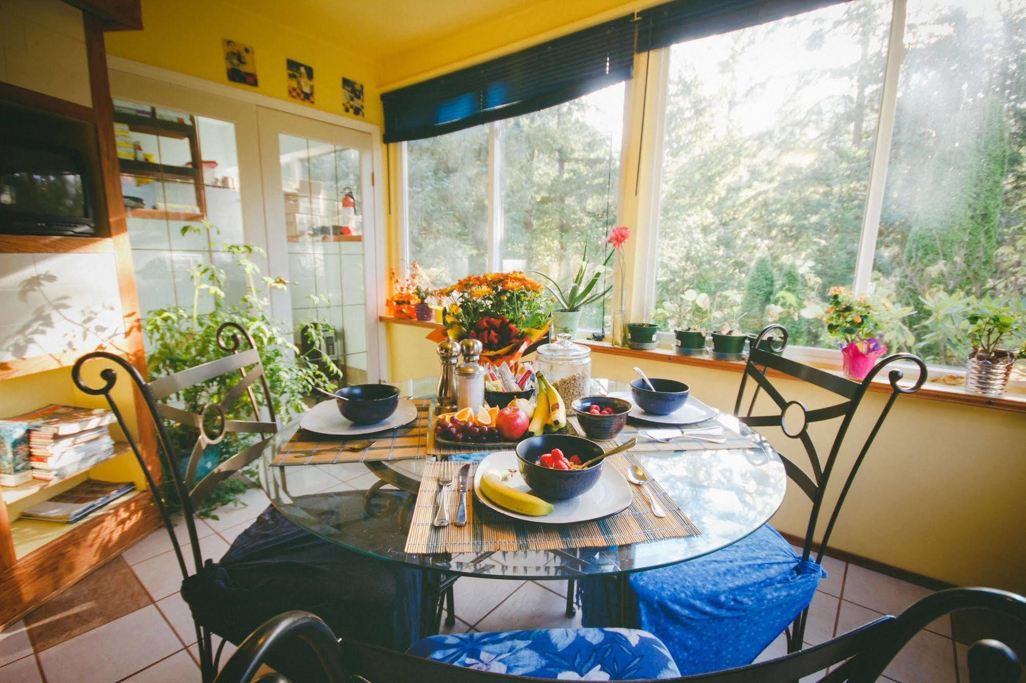 Tall Trees Bed & Breakfast Prince Rupert Extérieur photo